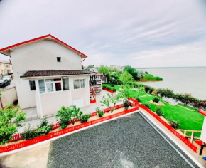 Lake View House